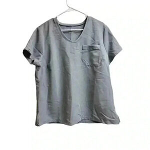 Jaanuu‎ Women's 2-Pocket Tuck-in Scrub Top